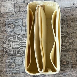 Never full LV organizer insert
